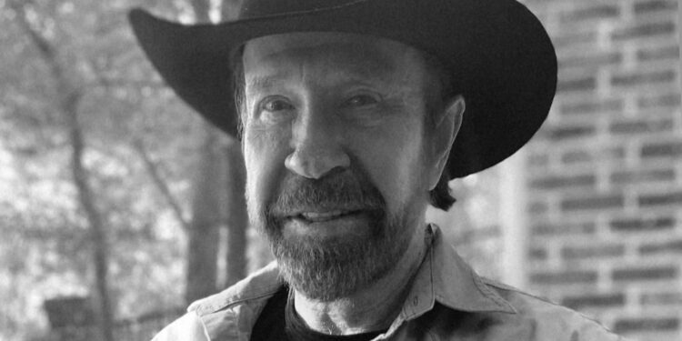 ator Chuck Norris