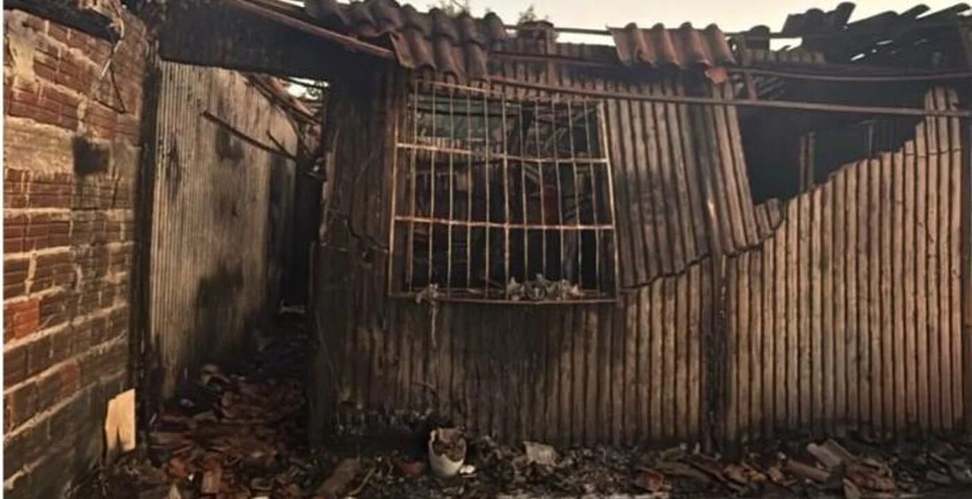 casa incendiada em Novo Hamburgo