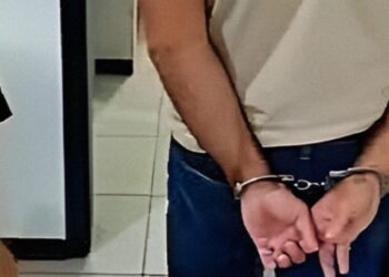 Médico sendo preso em Taquara.