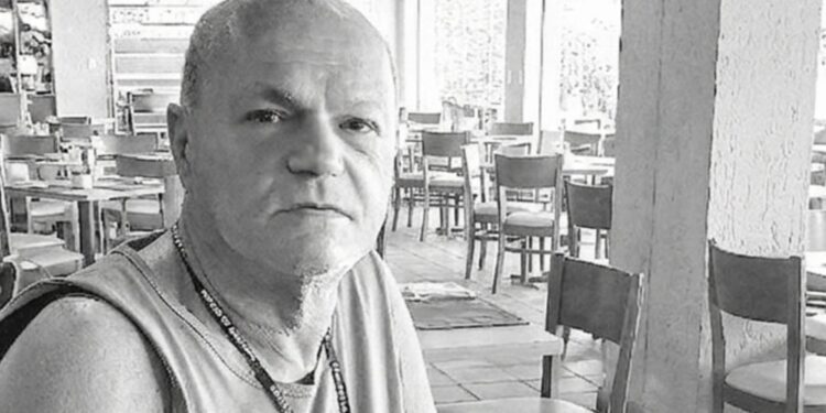 Professor José Álvaro.