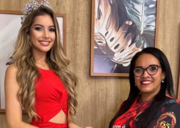 Miss Teen RS e presidente Acadêmicos de Gravataí