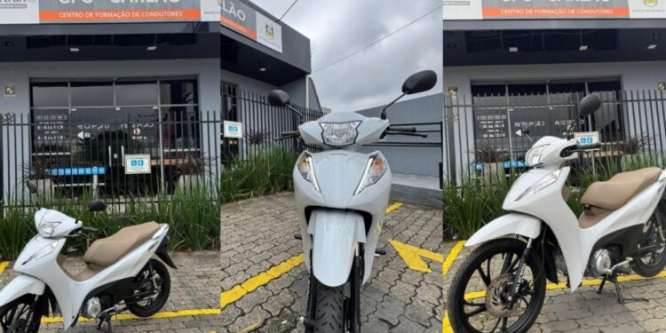 moto no CFC Carlão
