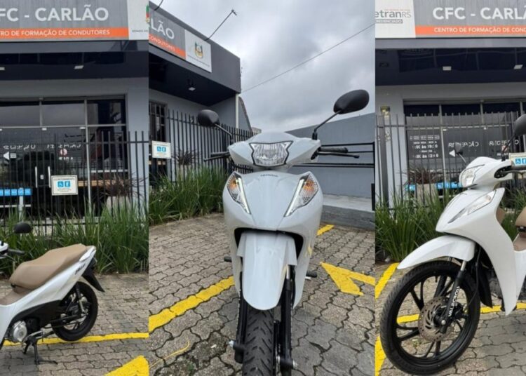 moto no CFC Carlão