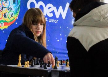 Estudante campeã de xadrez