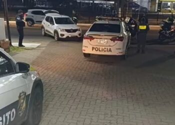 Viaturas das froças de segurança na Operação Balada Segura