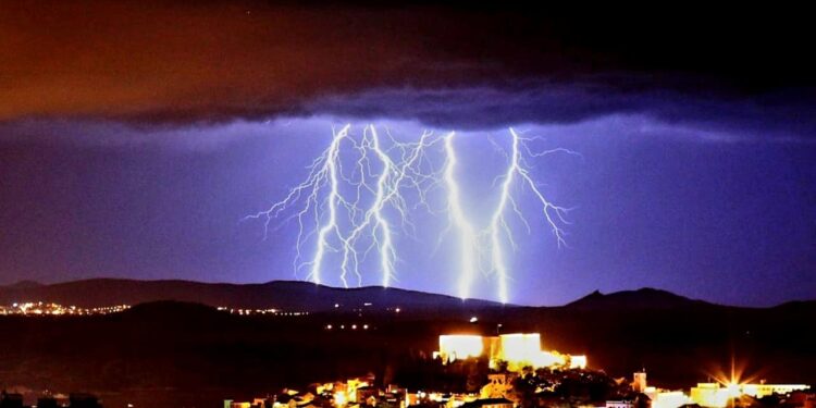 raios e chuva