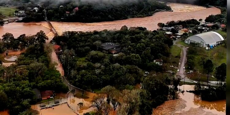 Área inundada após chuvas