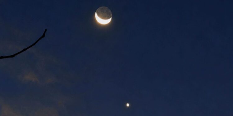 Conjunção da lua e vênus